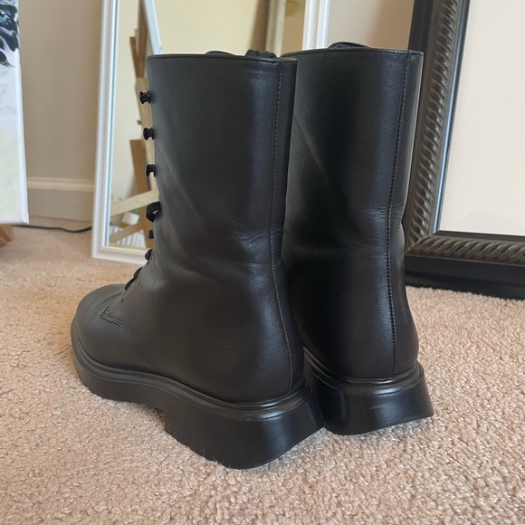 [SOLD] Stuart Weitzman Mckenzee Combat Boot US 6.5 - Picture 5 of 6